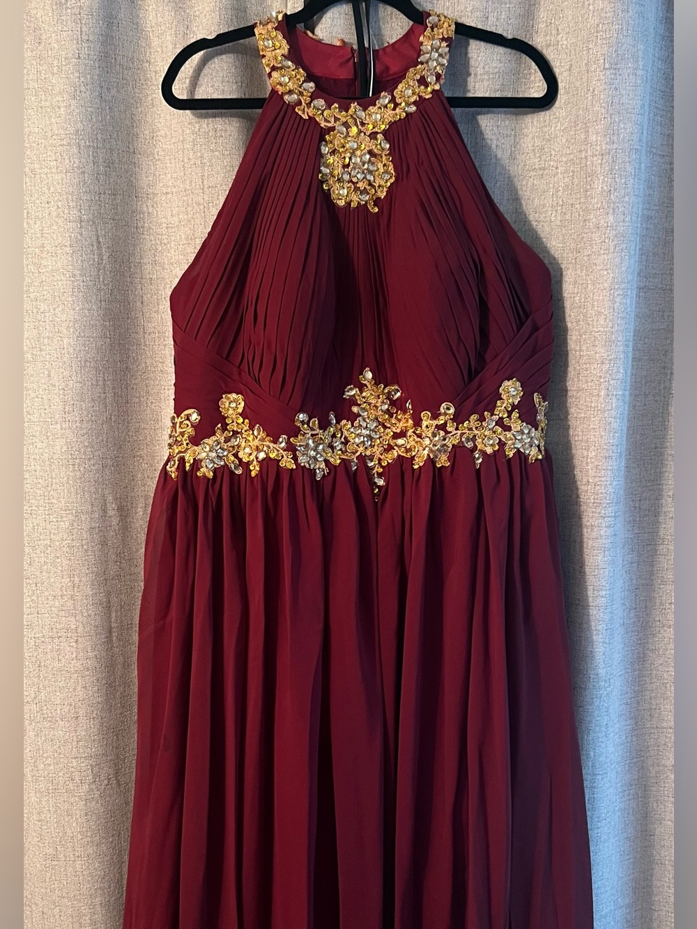 Elegant Burgundy Maxi Dress with Gold Embellishment